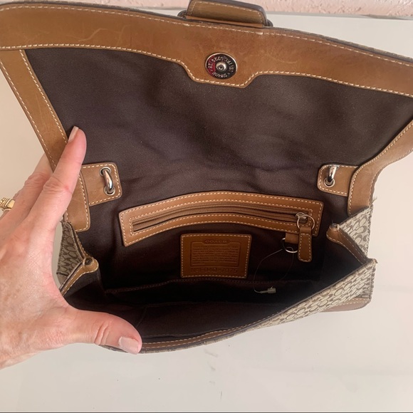 COACH Mini Signature 7075 Beige Leather Canvas Flap Shoulder Bag Authentic - Picture 7 of 16